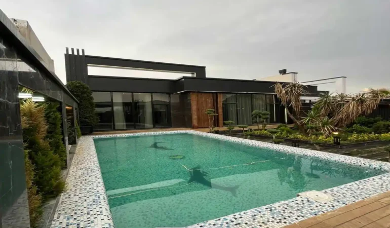 نمای کلی ویلای نمکلات